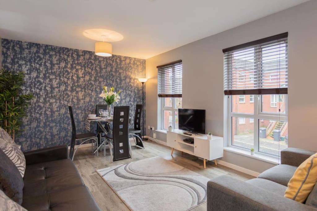 Beautiful Apartment In The Heart Of Belfast!! ภายนอก รูปภาพ