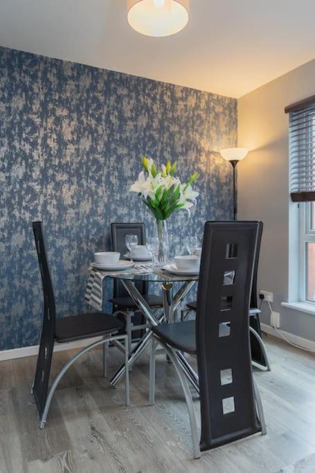 Beautiful Apartment In The Heart Of Belfast!! ภายนอก รูปภาพ