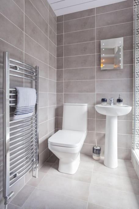 Beautiful Apartment In The Heart Of Belfast!! ภายนอก รูปภาพ