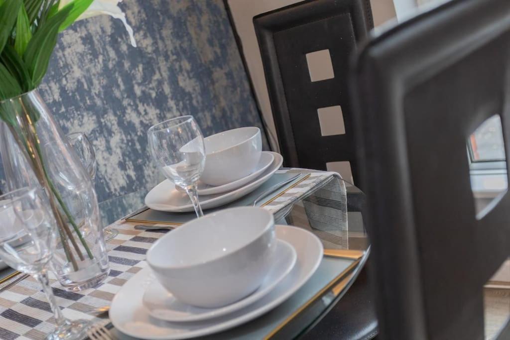 Beautiful Apartment In The Heart Of Belfast!! ภายนอก รูปภาพ