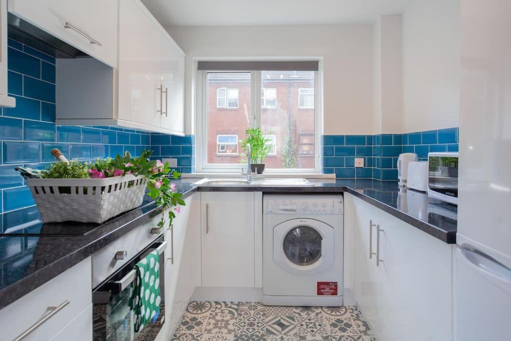Beautiful Apartment In The Heart Of Belfast!! ภายนอก รูปภาพ